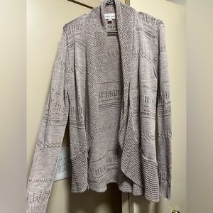 Ladies Knox Rose cardigan, used, in great condition. Size medium